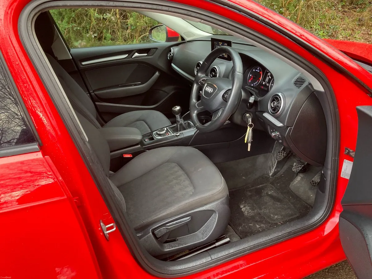 2014 Audi A3 1.6 TDI SE Only 185000 Klm - Image 4