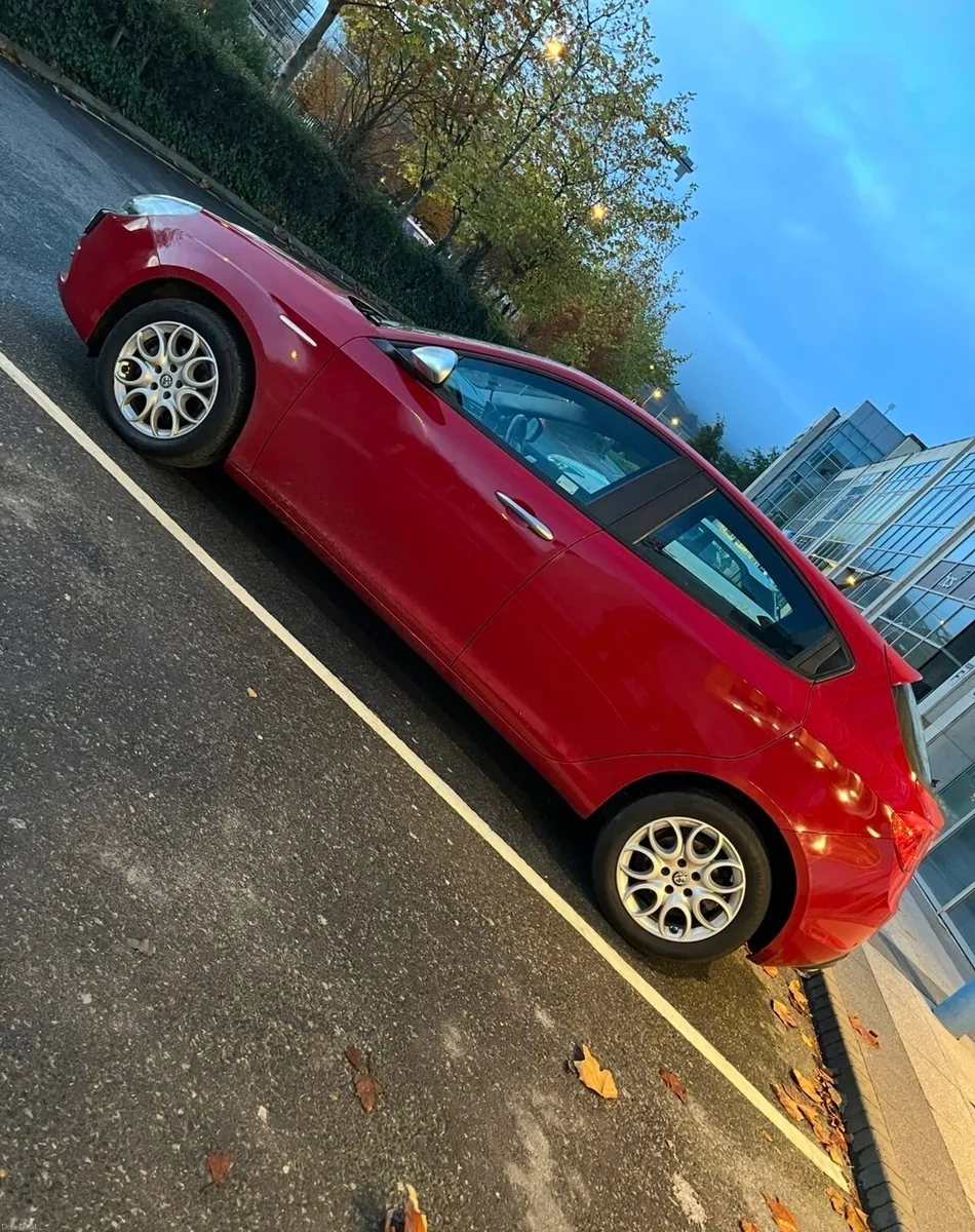 Alfa Romeo Giulietta Super 120BHP - Image 3