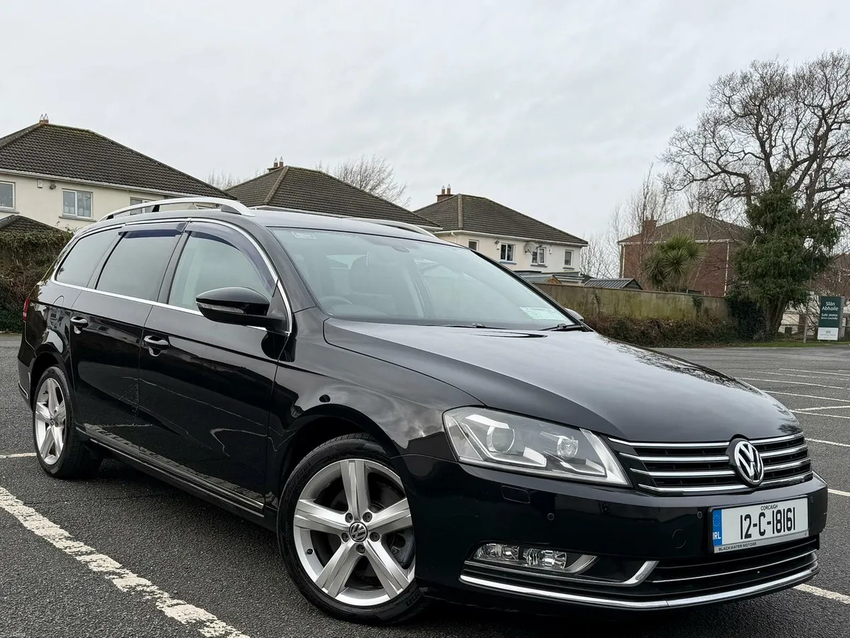 VW PASSAT, Automatic - Image 2