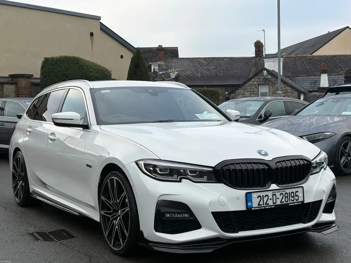 212 BMW 330E M-Sport Touring *Huge Spec* - Image 3