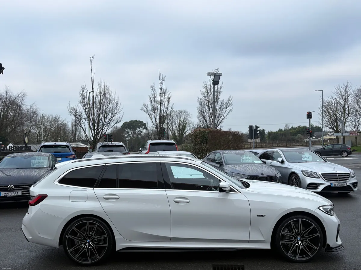 212 BMW 330E M-Sport Touring *Huge Spec* - Image 4