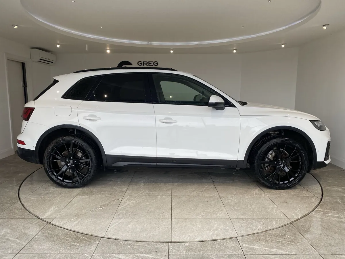 Audi Q5 2022 - Image 4