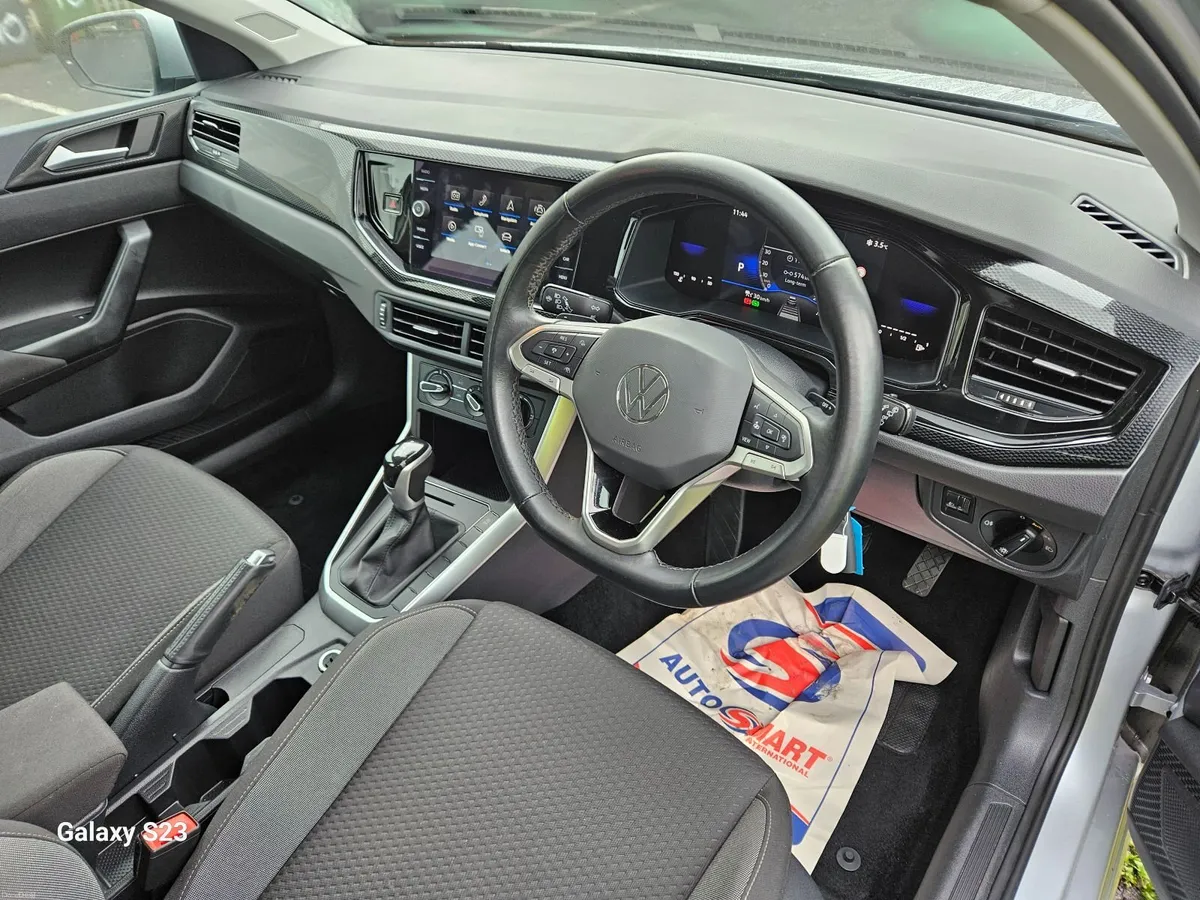 Volkswagen Polo 2024 - Image 2