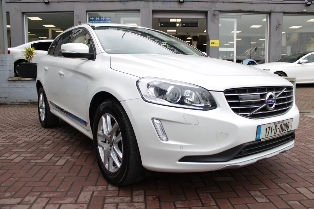 VOLVO XC60 - Image 2