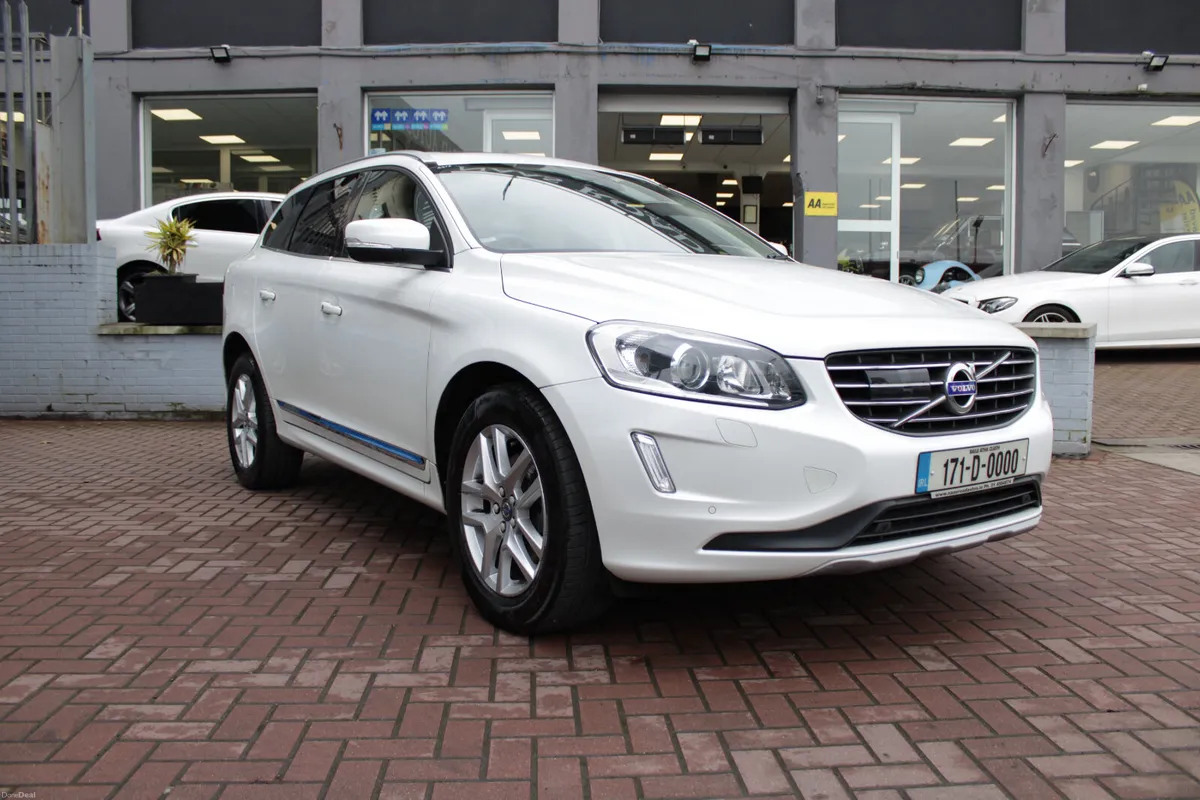 VOLVO XC60 - Image 1