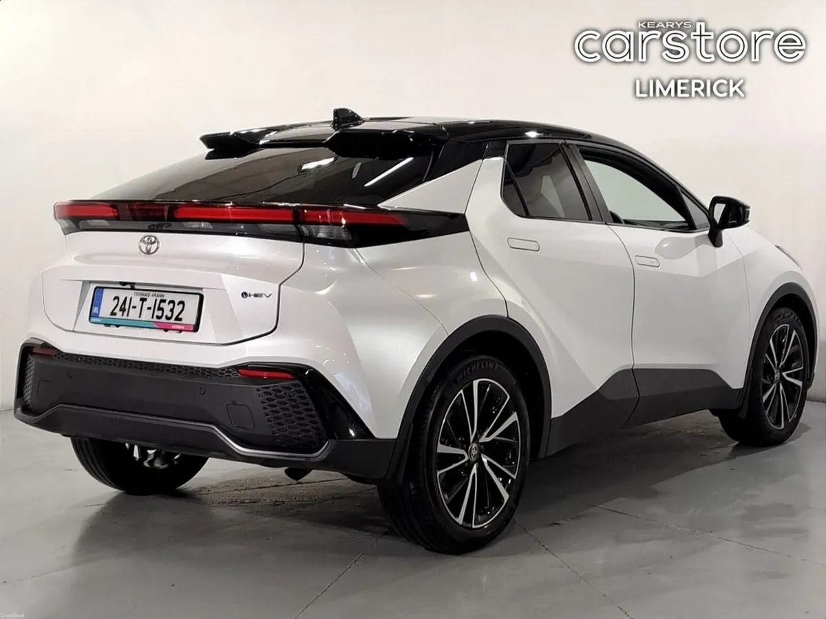 Toyota C-HR 1.8 HYBRID SOL - Image 3