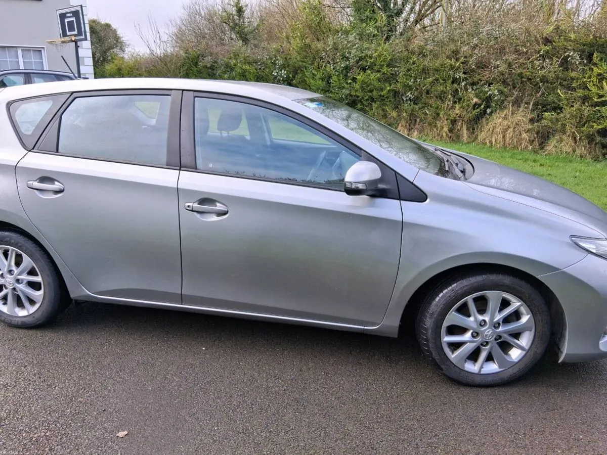 2014 Toyota auris aura only 177k nct tax f.s.h - Image 3