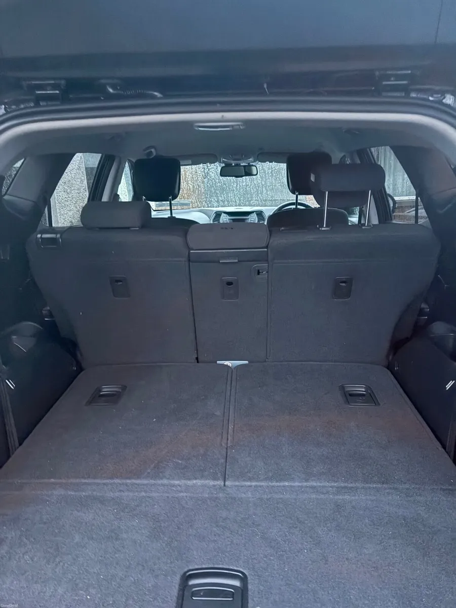 Hyundai Santa Fe 2016 - Image 2