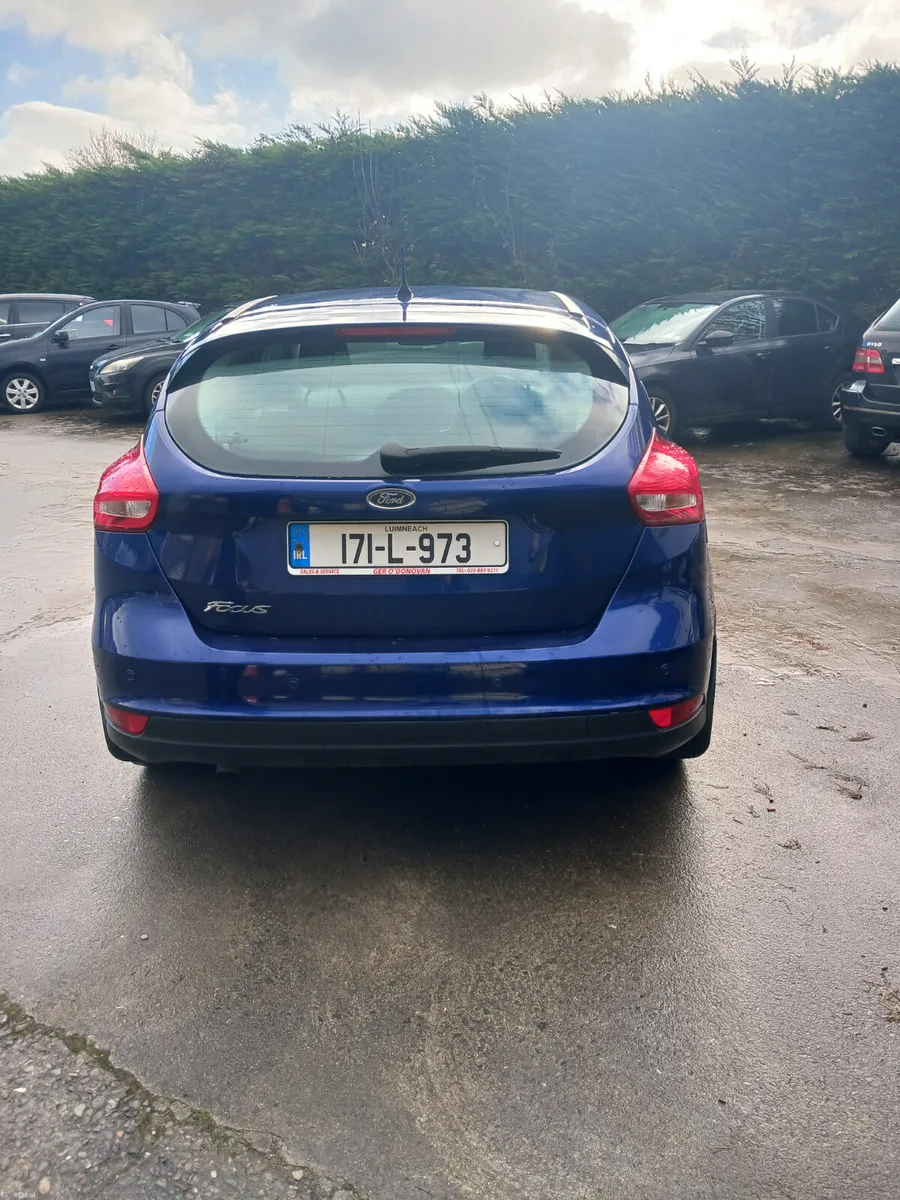 Ford Focus 2017 - Image 2