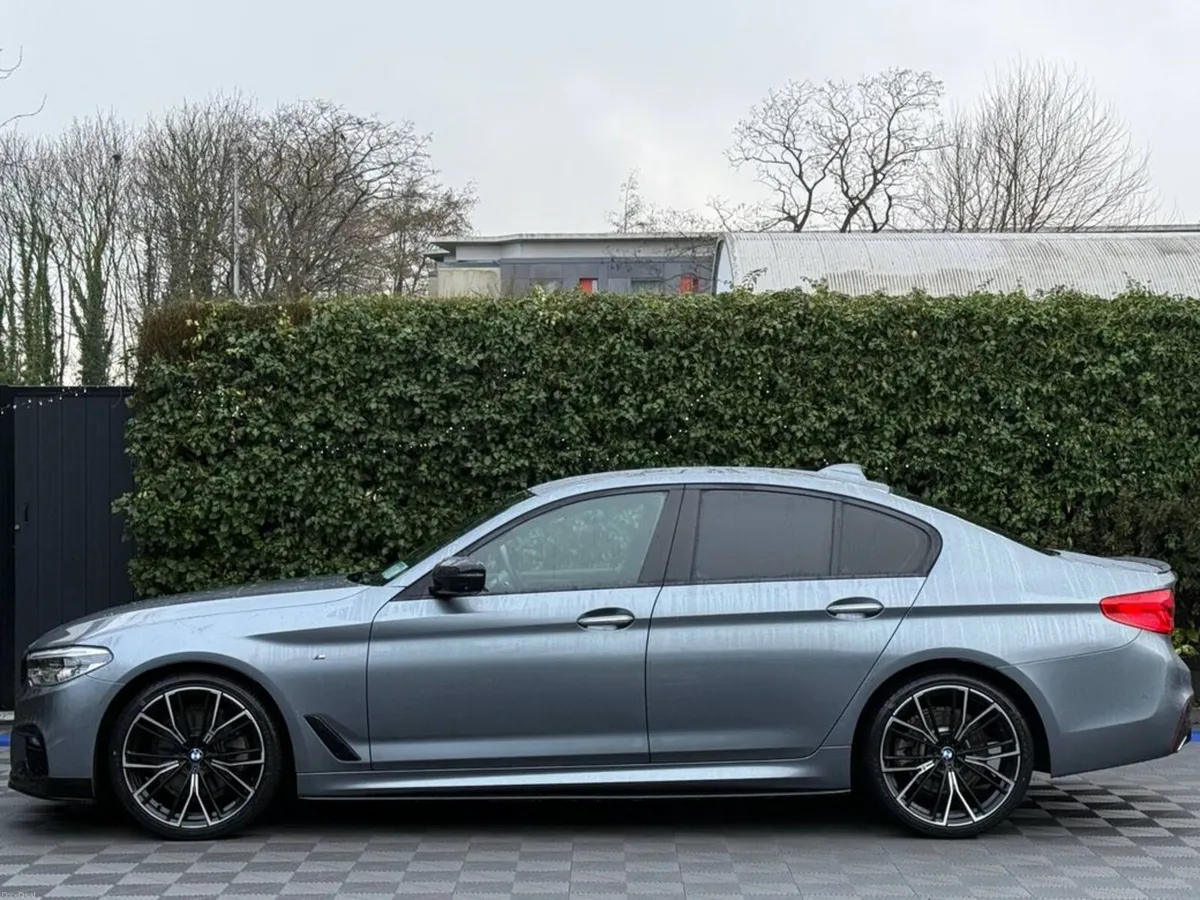 BMW 5-Series 523d M-SPORT COMPETITION 2.0 D // SUE - Image 3