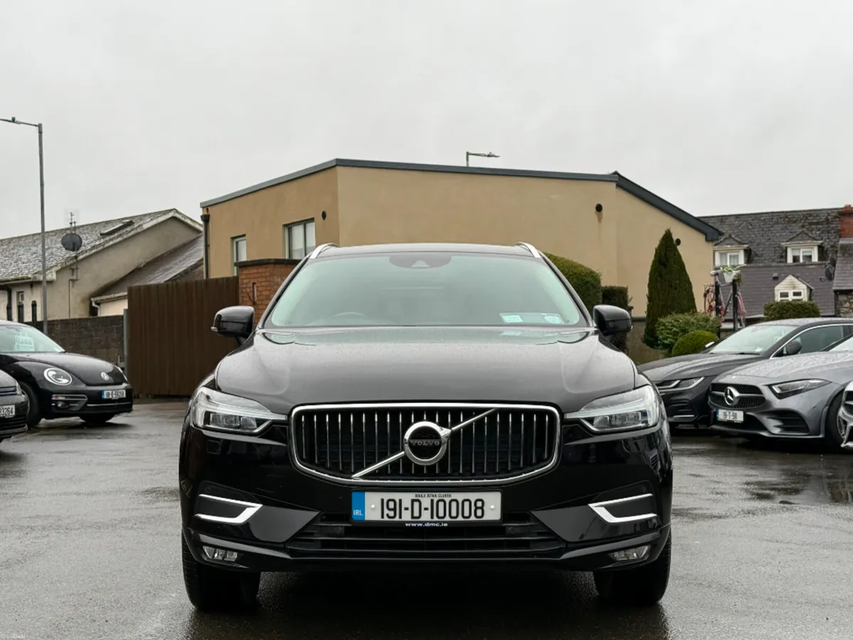 Volvo XC60 D4 AWD INSCRIPTION AUTO *HUGE SPEC* - Image 2