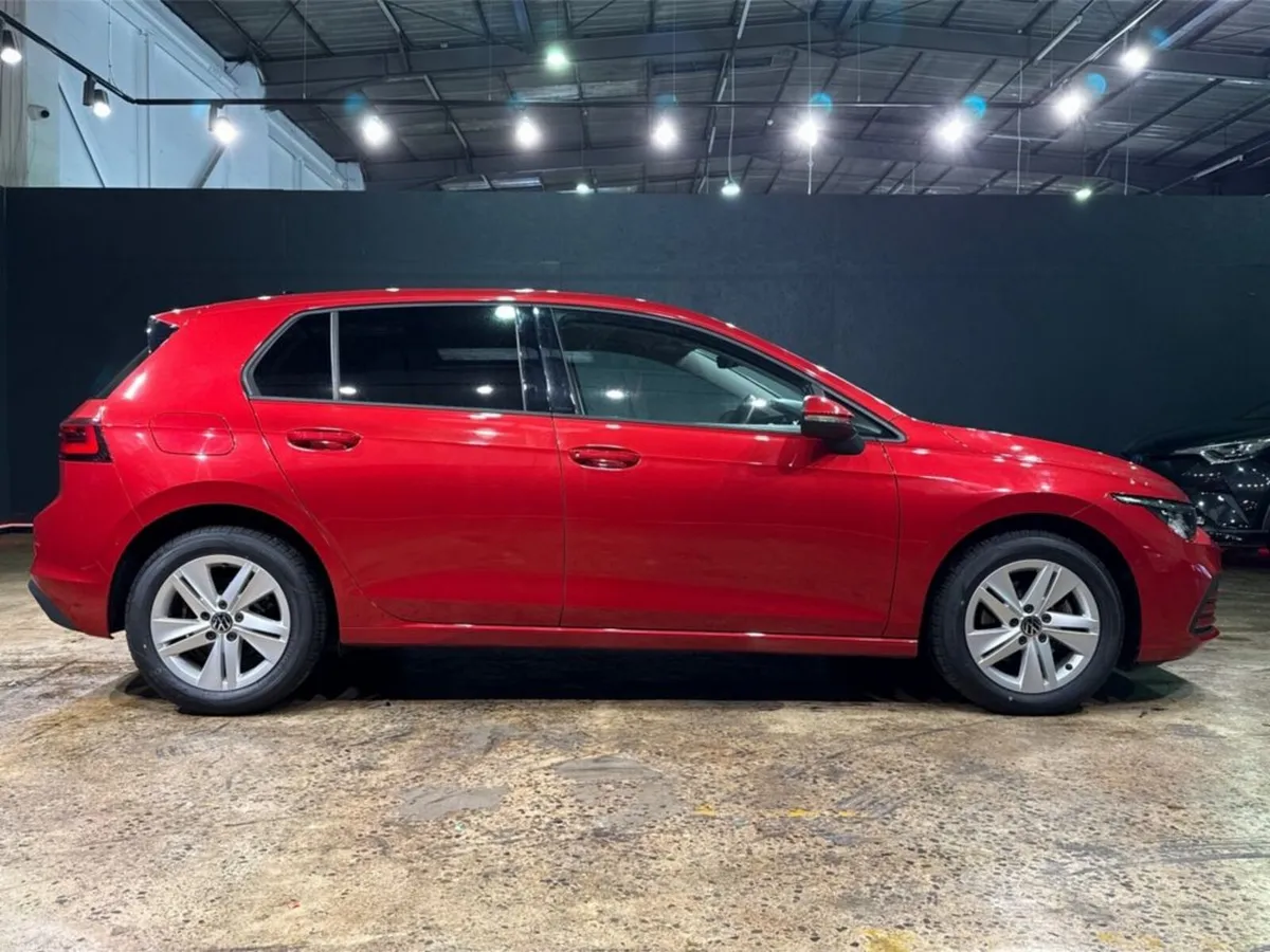 Volkswagen Golf E-TSI - HYBRID - ALLOY WHEELS - MU - Image 3