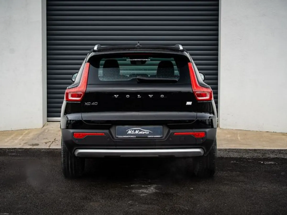 Volvo XC40 RECHARGE T4 CORE - Image 4