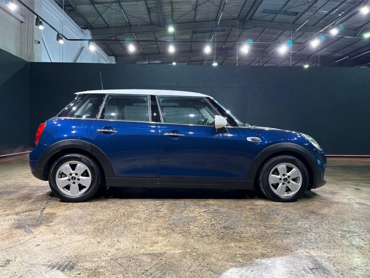 Mini Cooper 1.5 AUTOMATIC - BLUE 2 TONE - FACTORY - Image 3
