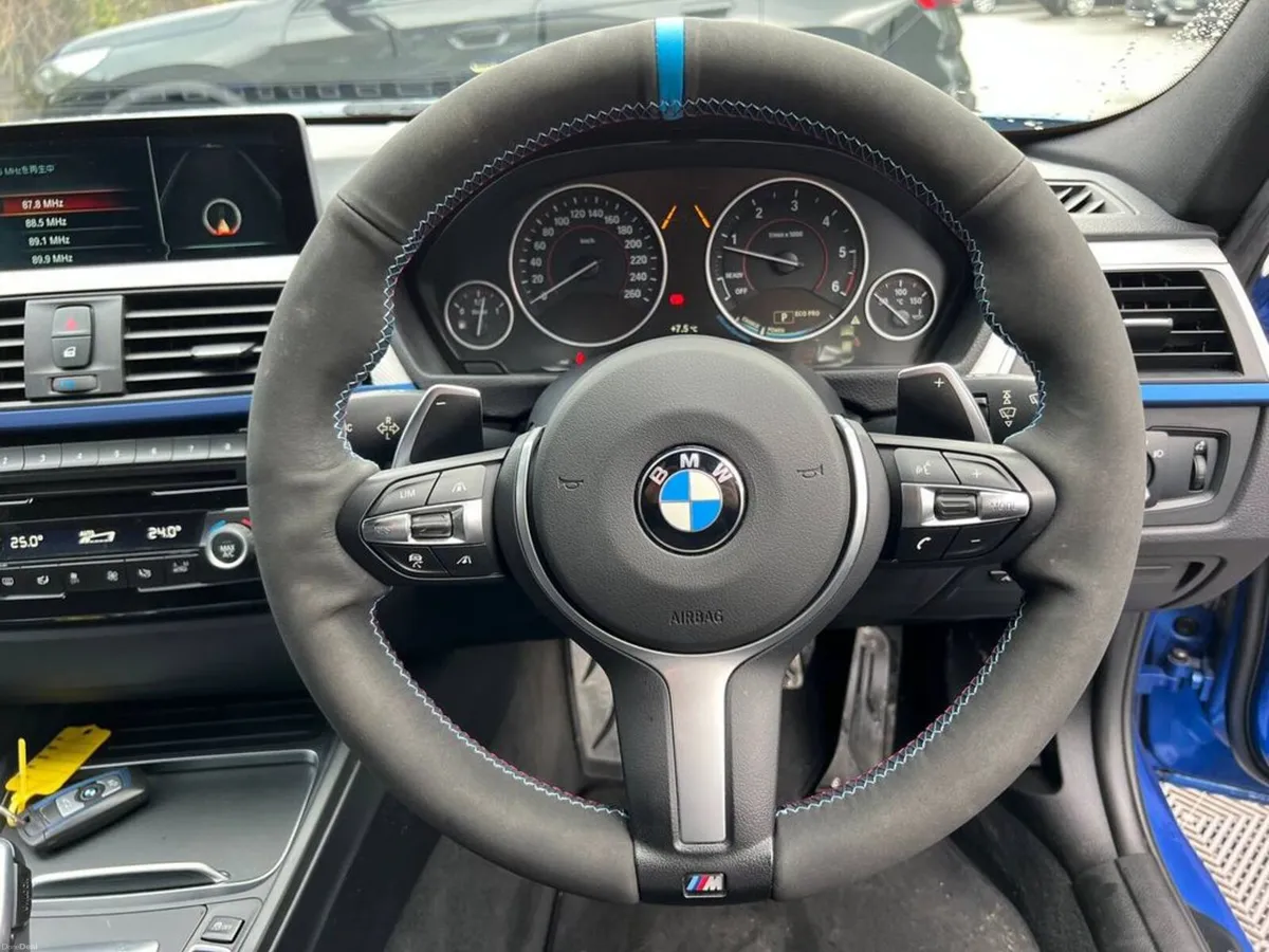 BMW 3-Series 320d M-SPORT COMPETITION // NEW 20" M - Image 4