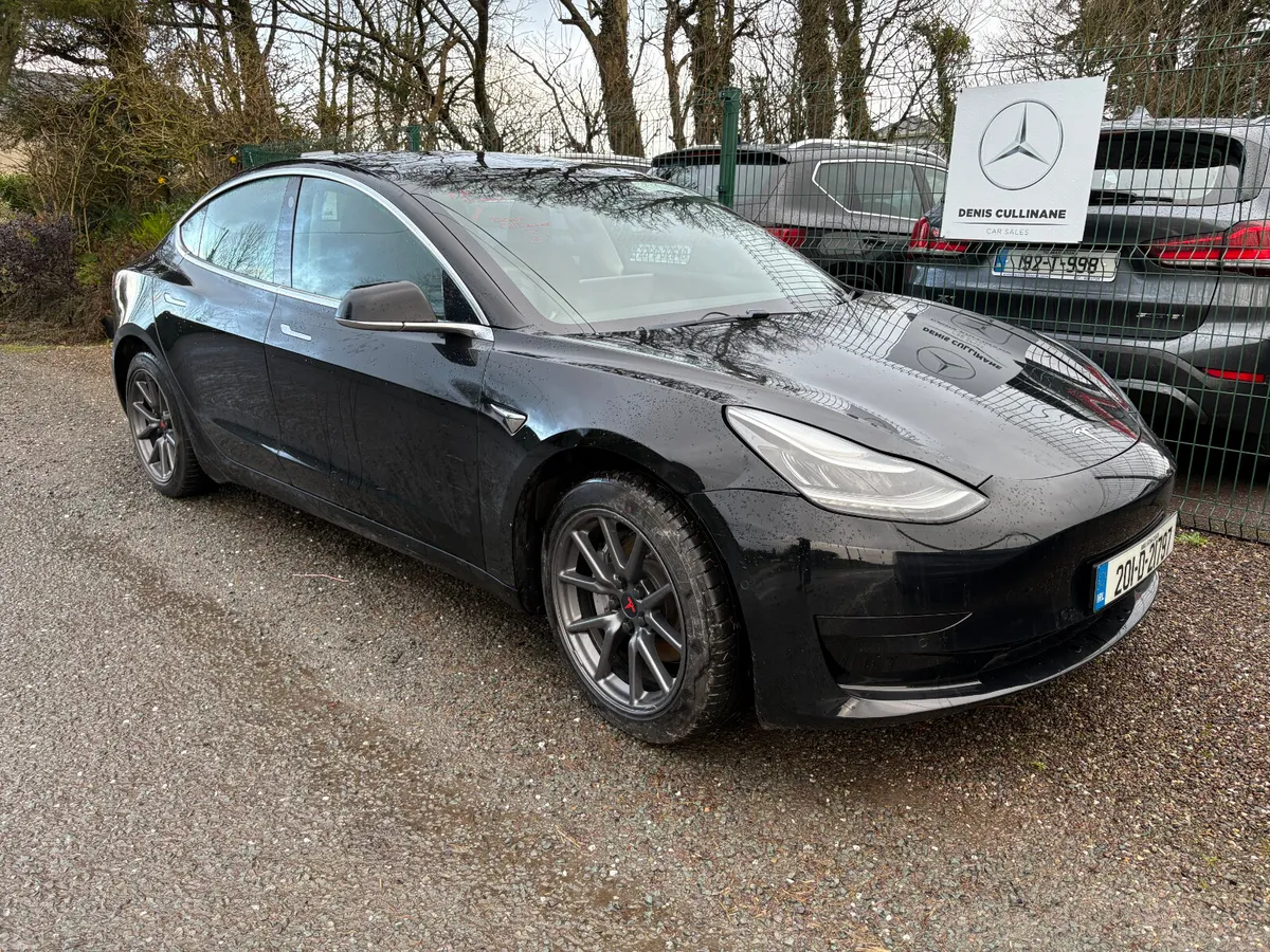 Tesla Model 3 2020 - Image 1