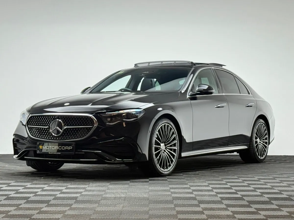 Mercedes-Benz E-Class E220D AMG LINE PREMIUM *PAN - Image 3