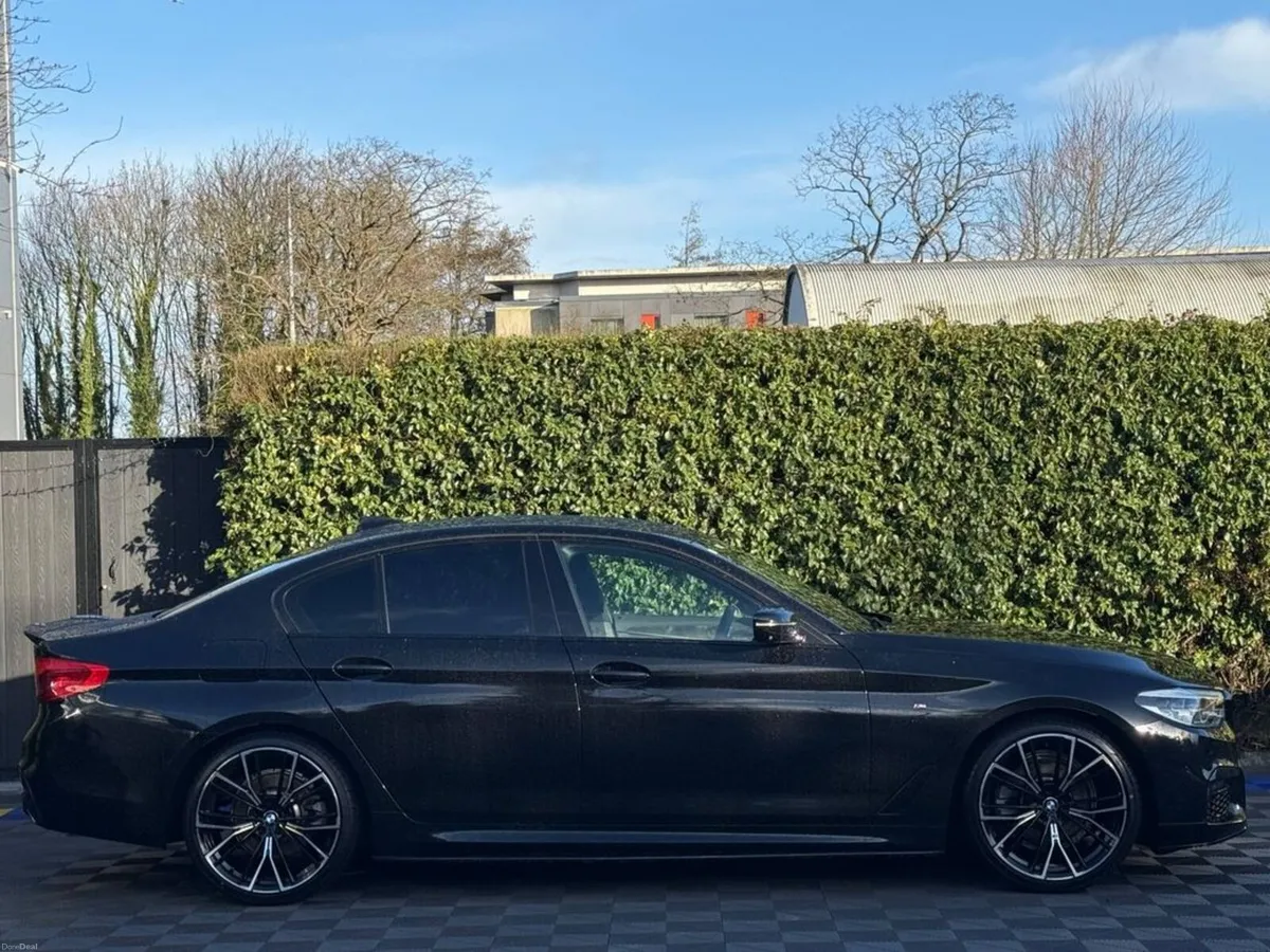 BMW 5-Series 523d M-SPORT COMPETITION 2.0 D // FUL - Image 2
