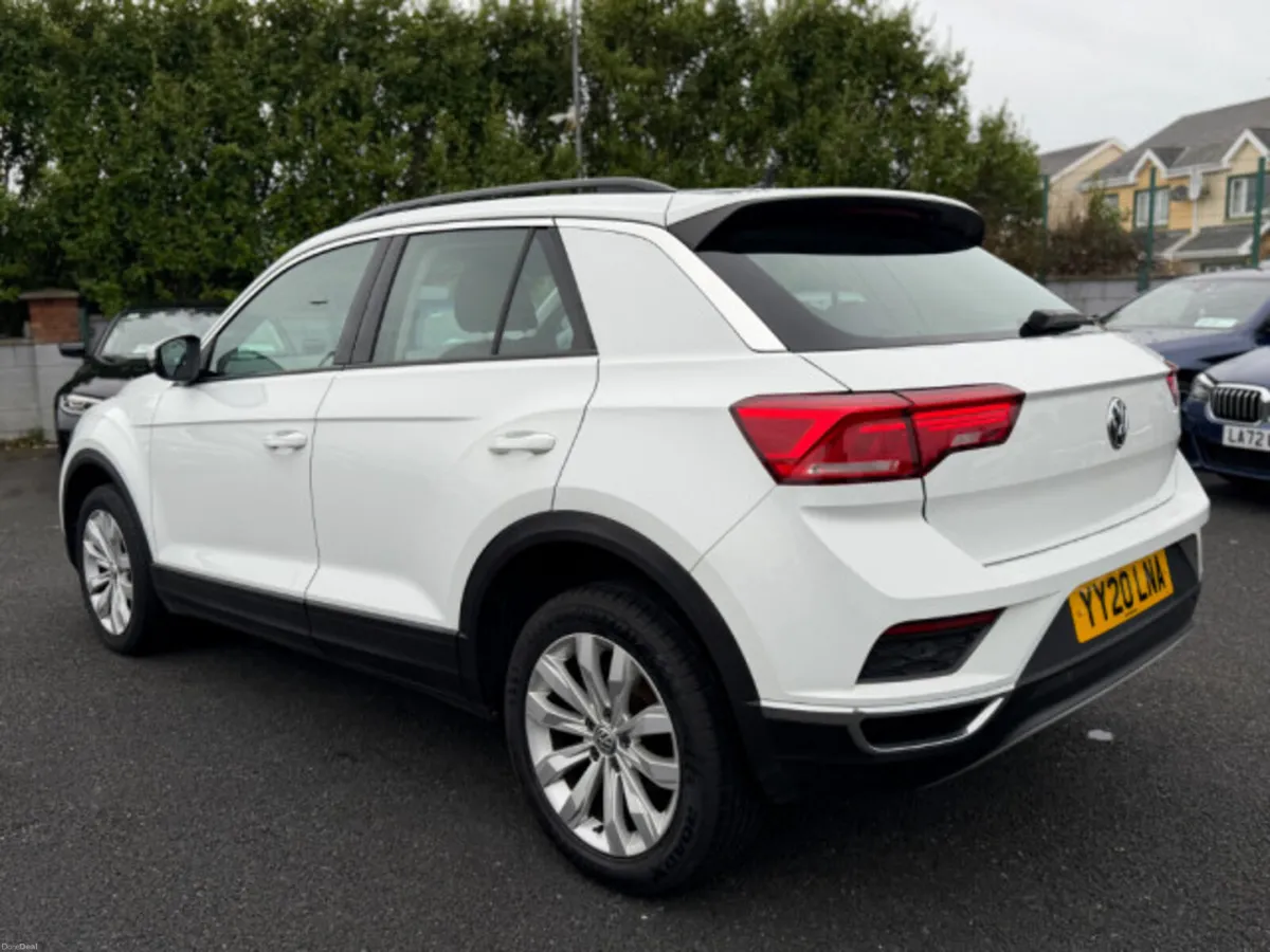 Volkswagen T-Roc SE TSI - Image 4