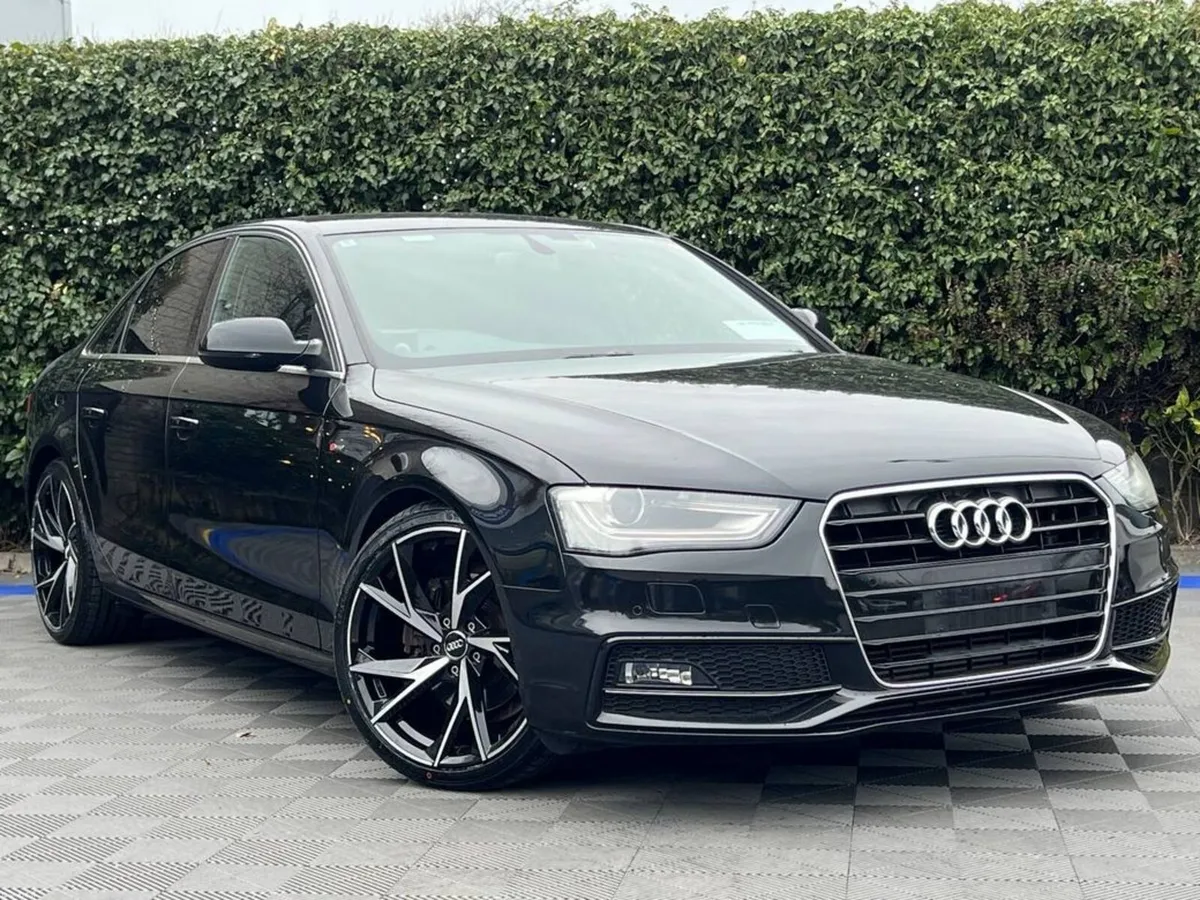 Audi A4 S-LINE 2.0 TFSI // NEW 19" S-LINE ALLOYS / - Image 1