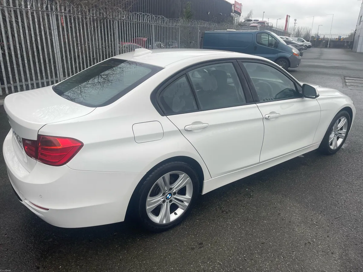 BMW 316i Sport - Image 3