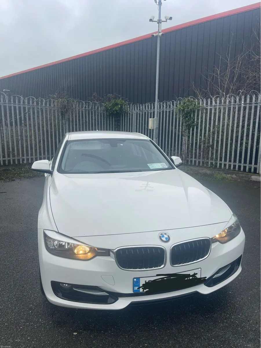 BMW 316i Sport - Image 4