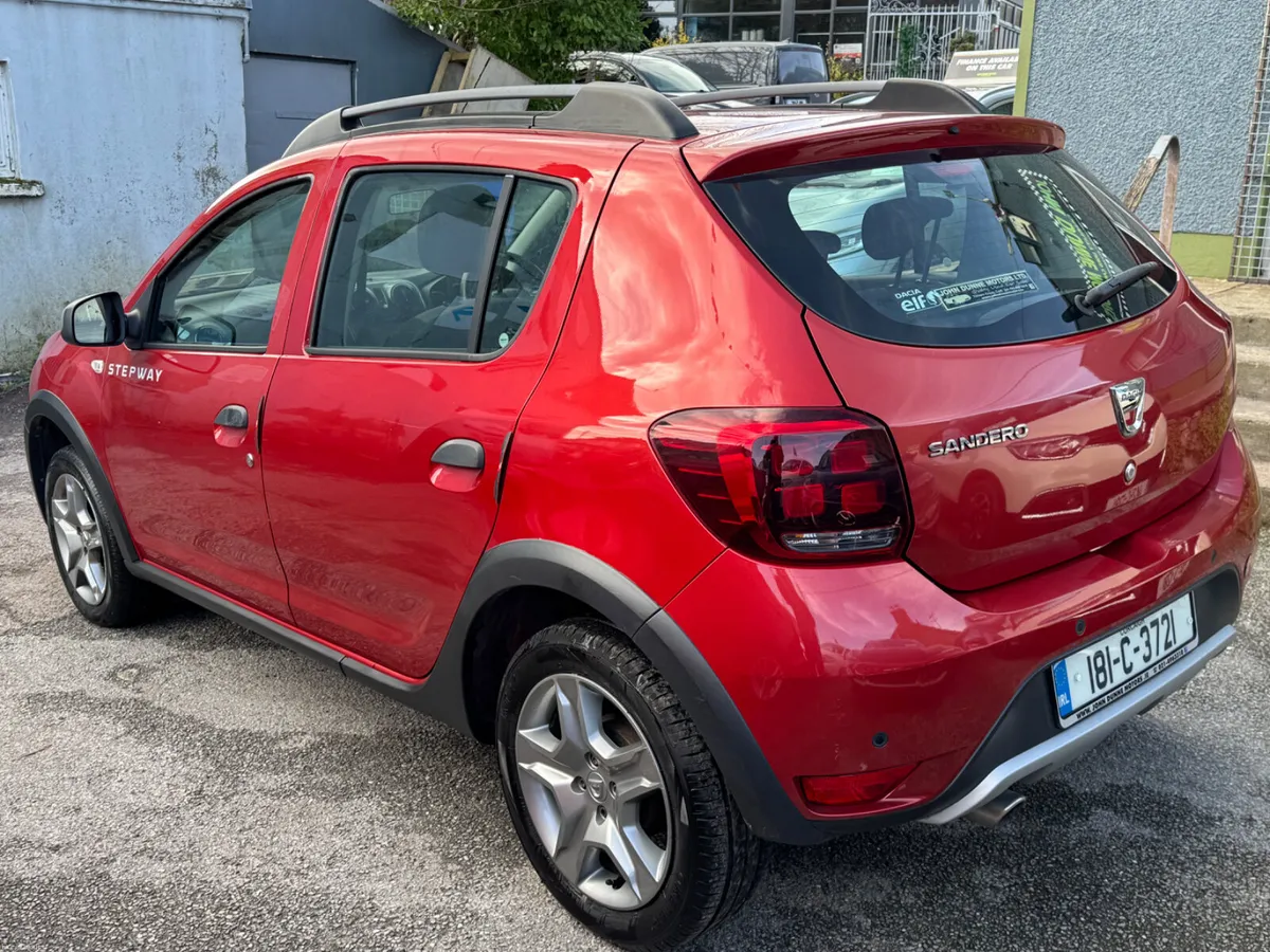 Dacia Sandero Stepway lopw mileage - Image 4