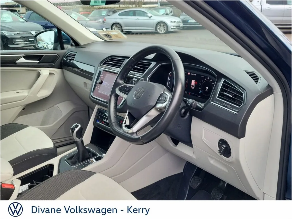 Volkswagen Tiguan ELEGANCE 2.0 TDI 150BHP - Image 4