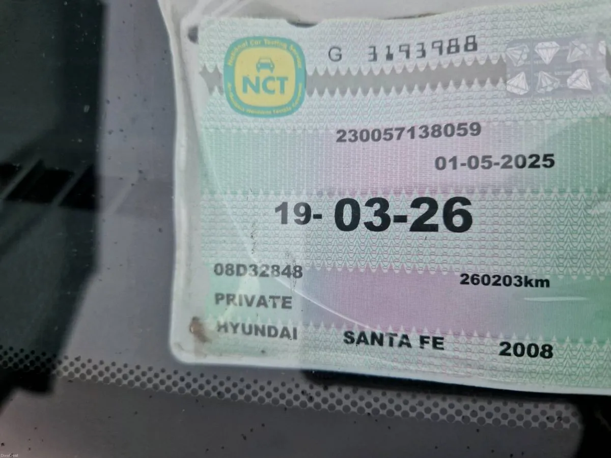 08 Hyundai Santa Fe Automatic - Image 2