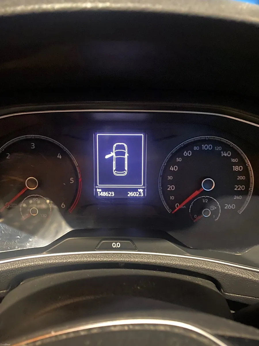 Volkswagen T-Roc 2019 - Image 4