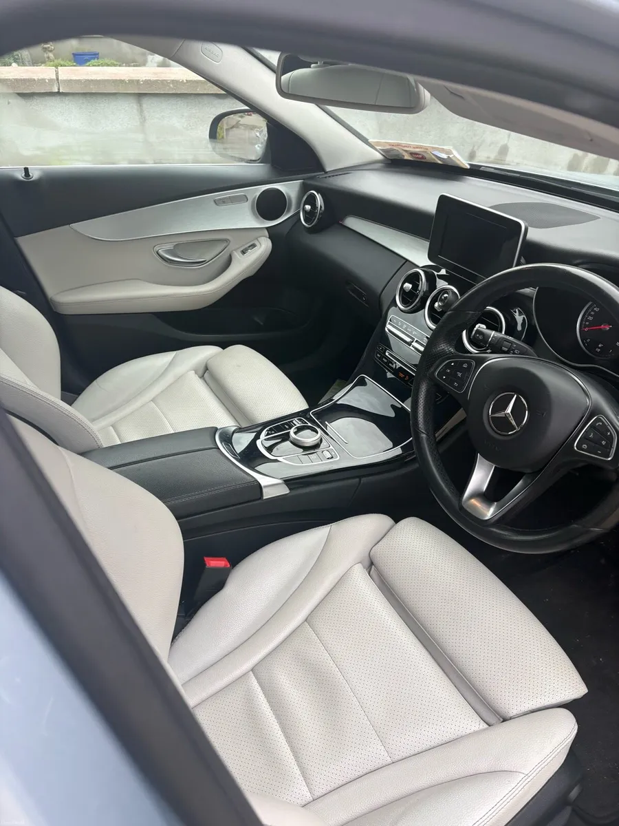 Mercedes C350E - Image 3