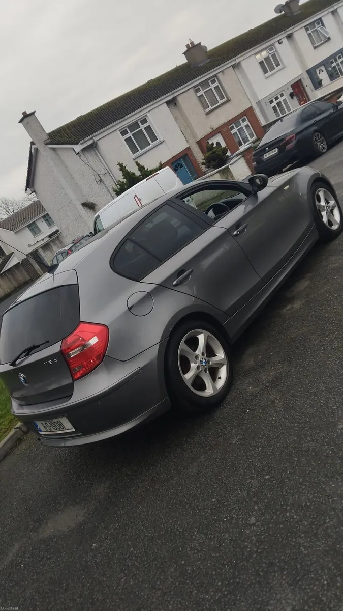 BMW 1-Series 2011 - Image 1