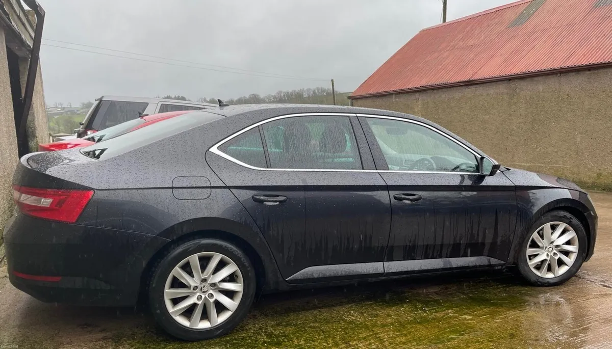‘18 Skoda Superb Tdi Cr Se Technology (LOW NOX) - Image 3