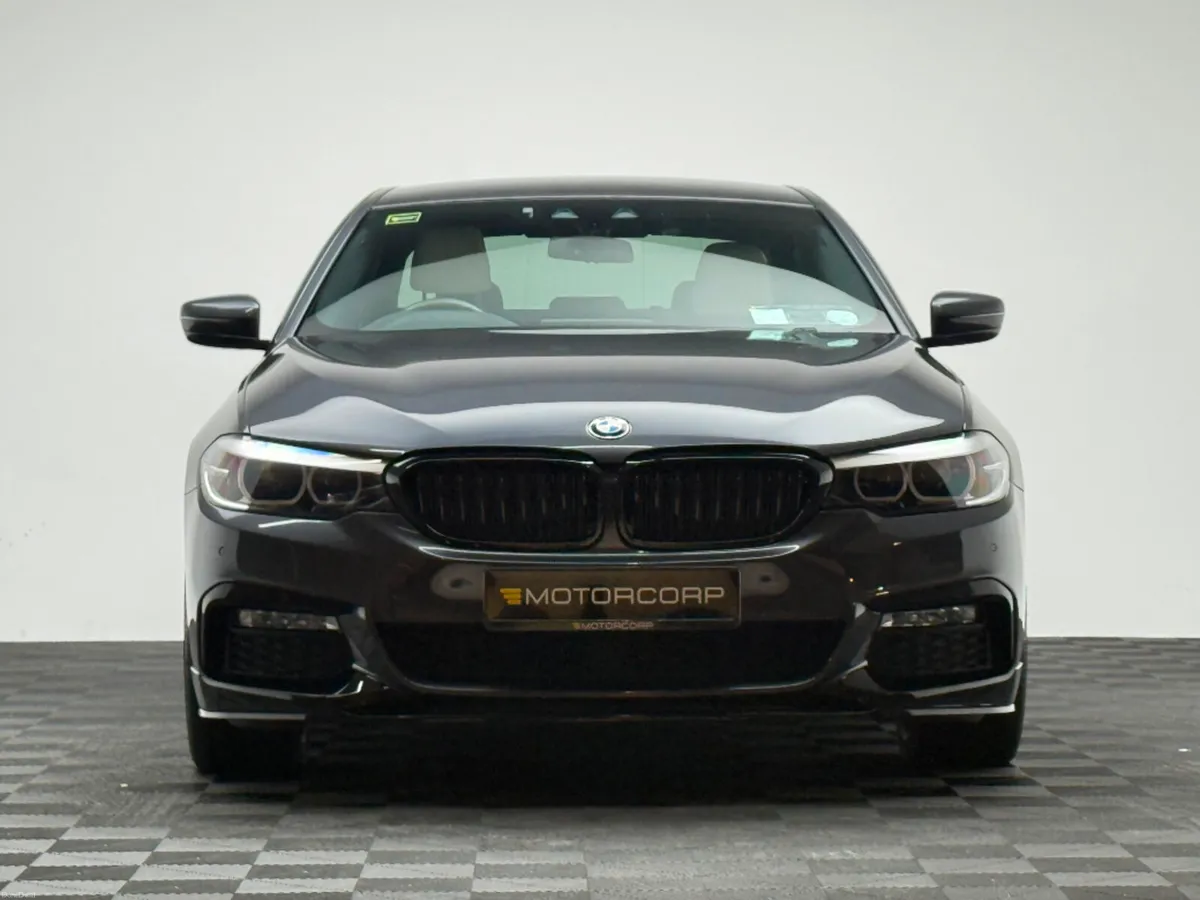 BMW 5-Series 530E M SPORT - Image 2