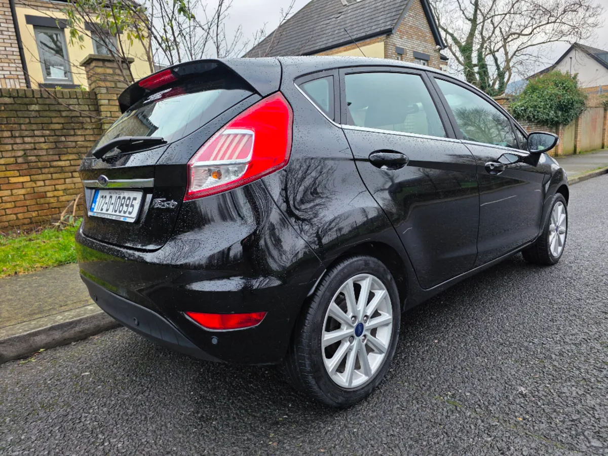 Ford Fiesta Titanium 1.0 65PS M5 4DR - Image 3