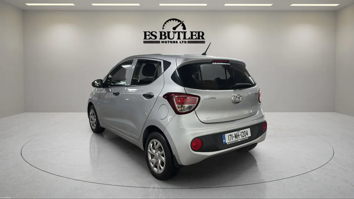 2017 Hyundai i10 1.0L ONLY 54,500KMS 1YR WARRANTY - Image 3