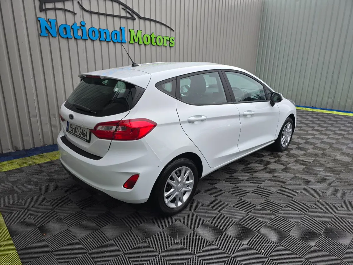 2019 Ford Fiesta Petrol 1.1 Ti-VCT Zetec - Image 4