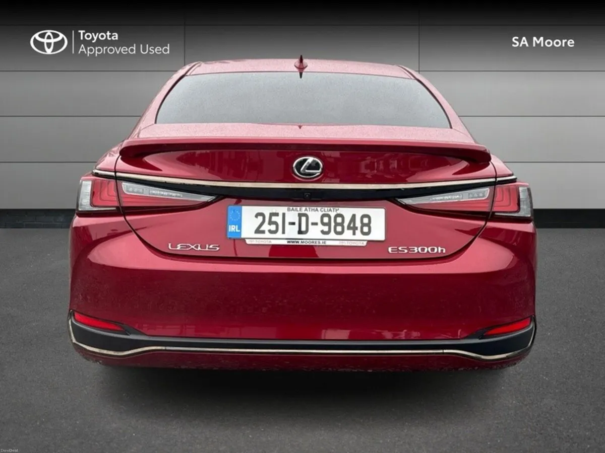 Lexus ES F-SPORT - Image 4