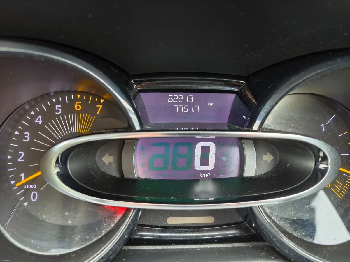 Renault Clio 1.2 Petrol 4DR, 2016, NCT/TAX 11/26 - Image 2