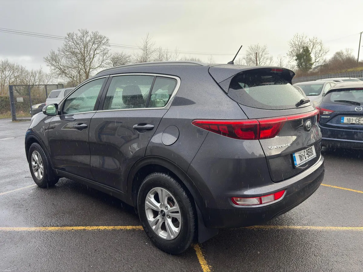 🔥 KIA SPORTAGE 2018 | 1.7 CRDi | 2 KEYS | JUST SE - Image 6