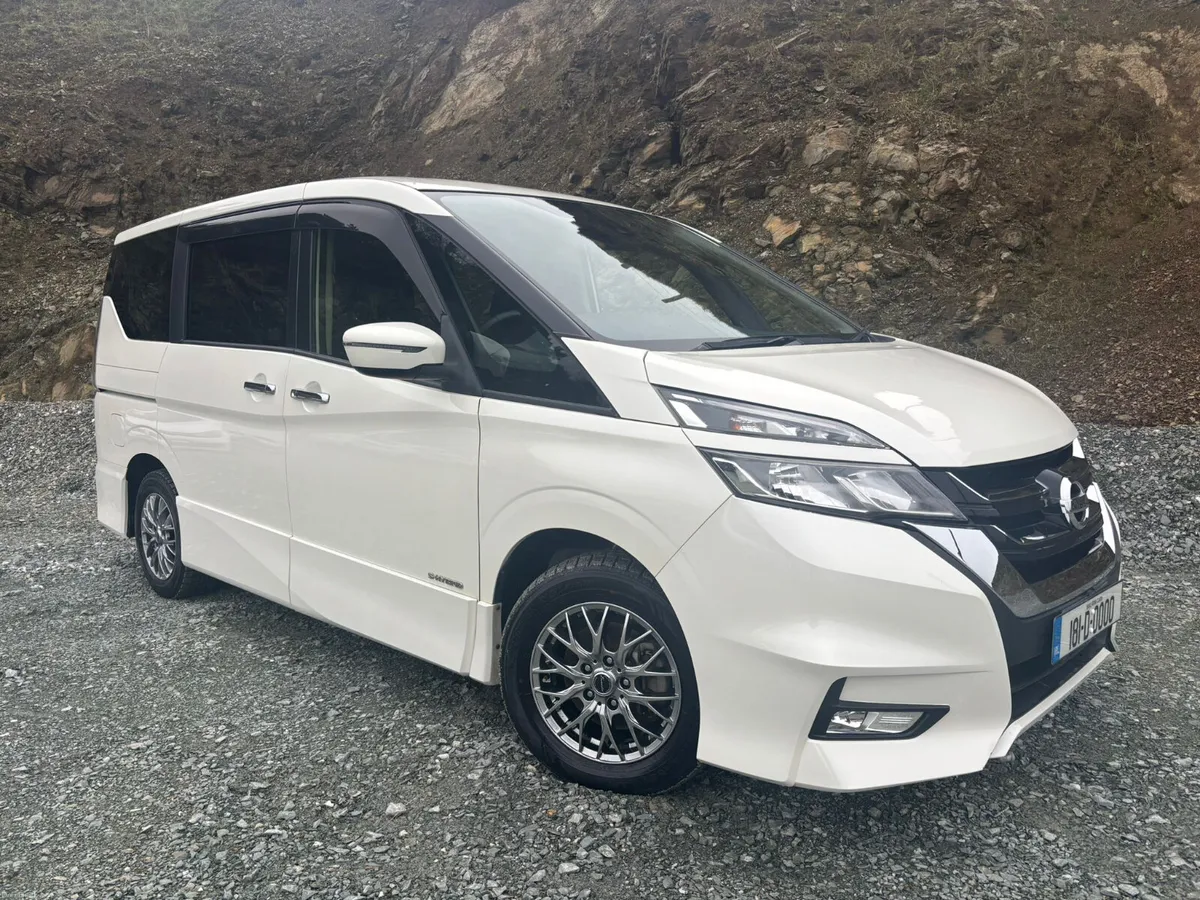 2018 NISSAN SERENA HYBRID 8 SEATER - Image 1