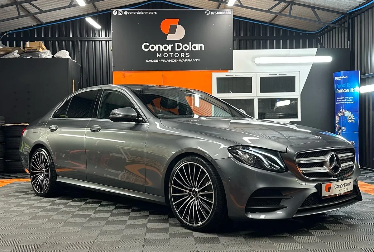 Mercedes-Benz E220 AMG Line - Image 5