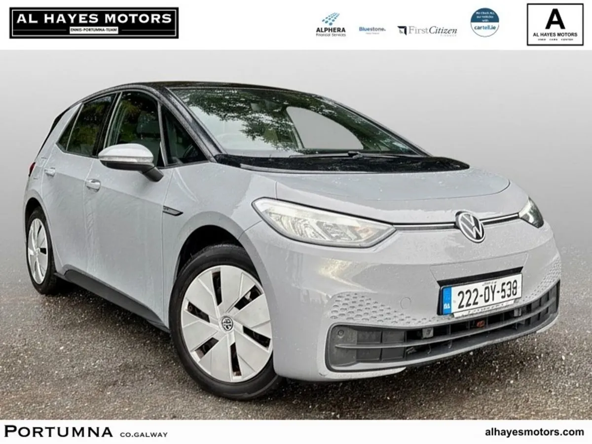 Volkswagen ID.3 Life 145HP 58kWh *TOWBAR* - Image 1