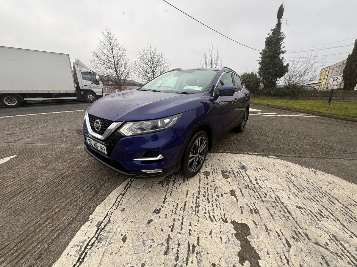 Nissan Qashqai 2019 premium - Image 1