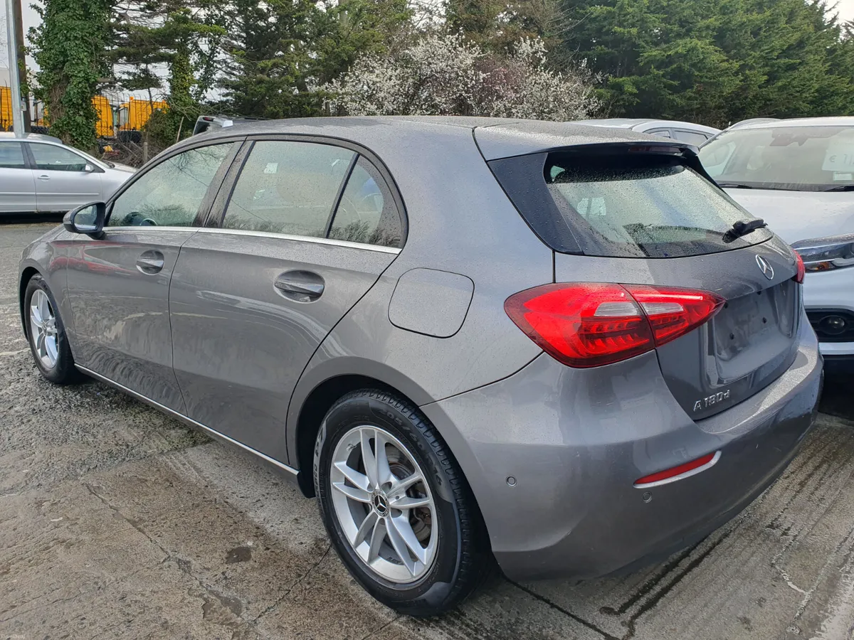 2019 MERCEDES A CLASS SE EXECUTIVE A180D - Image 4