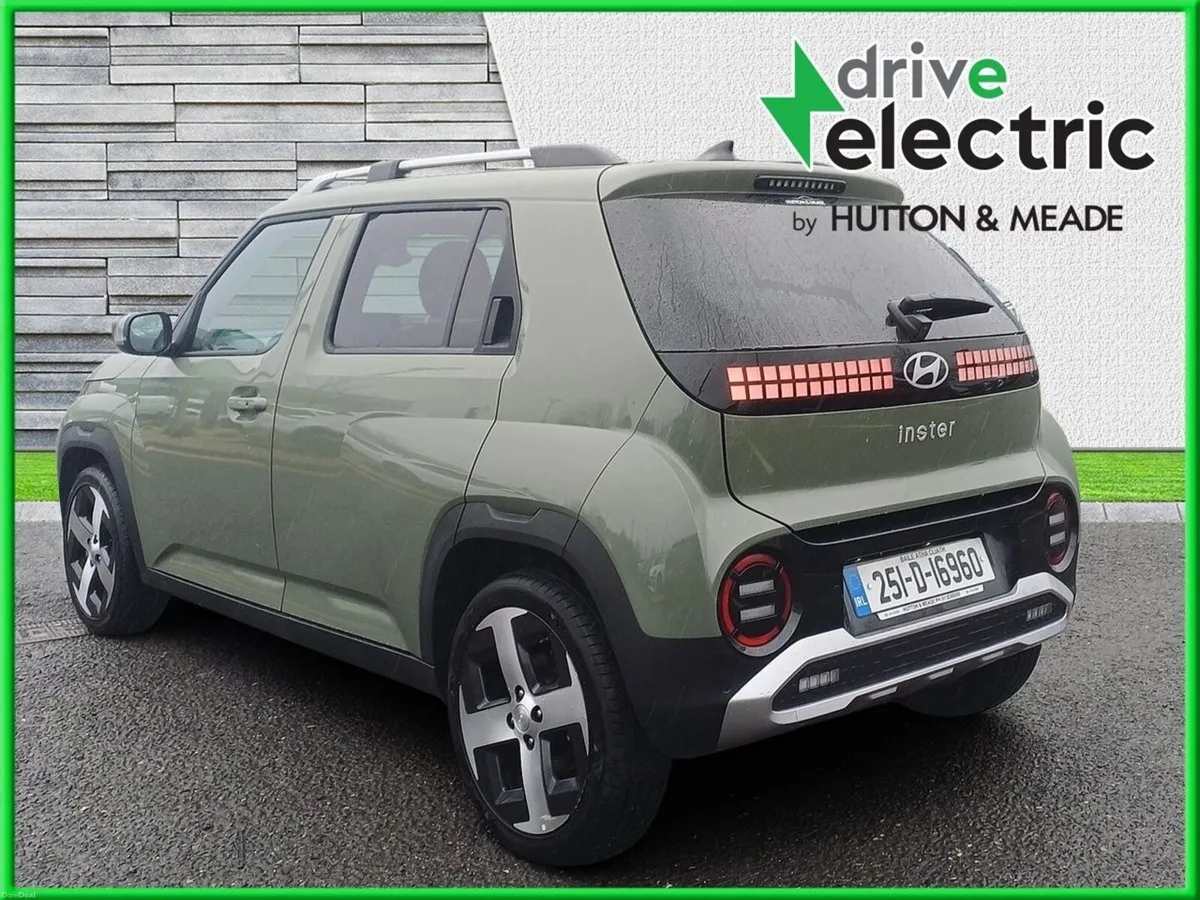 Hyundai INSTER Elegance 49kw Range 360kms - Image 3