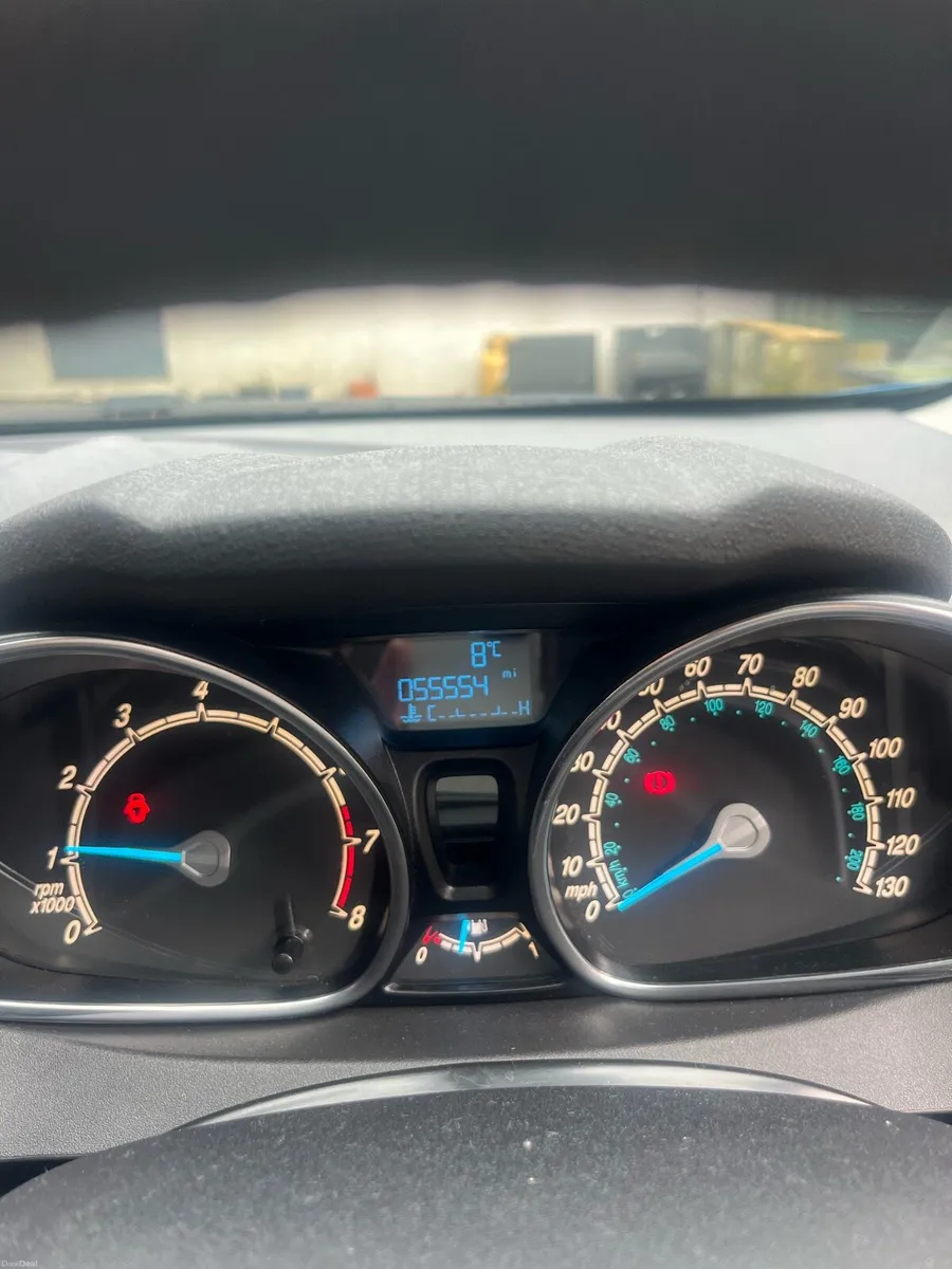 Ford fiesta - Image 4