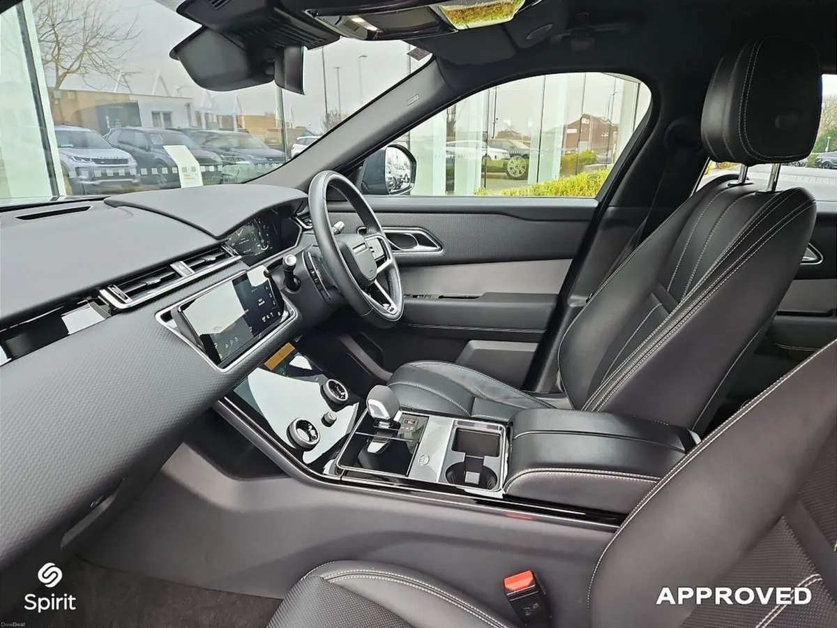Land Rover Range Rover Velar 2.0 PHEV - Image 4