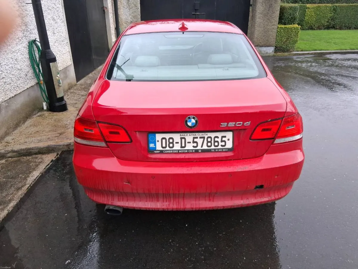 BMW 320 Coupe - Image 4