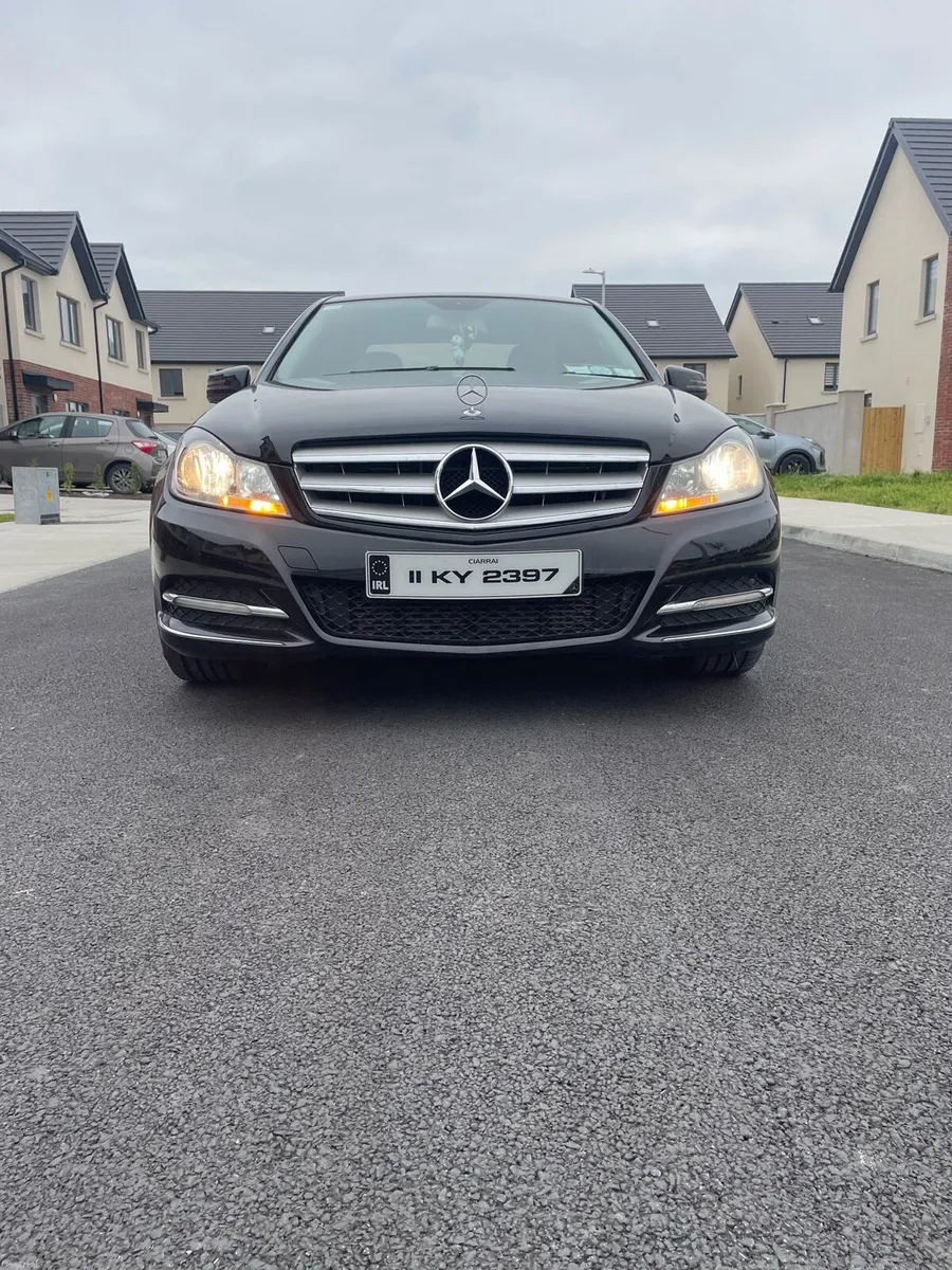 2011 Mercedes C200 - Image 2
